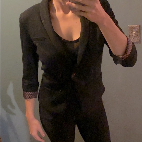 Black blazer - Picture 3 of 9